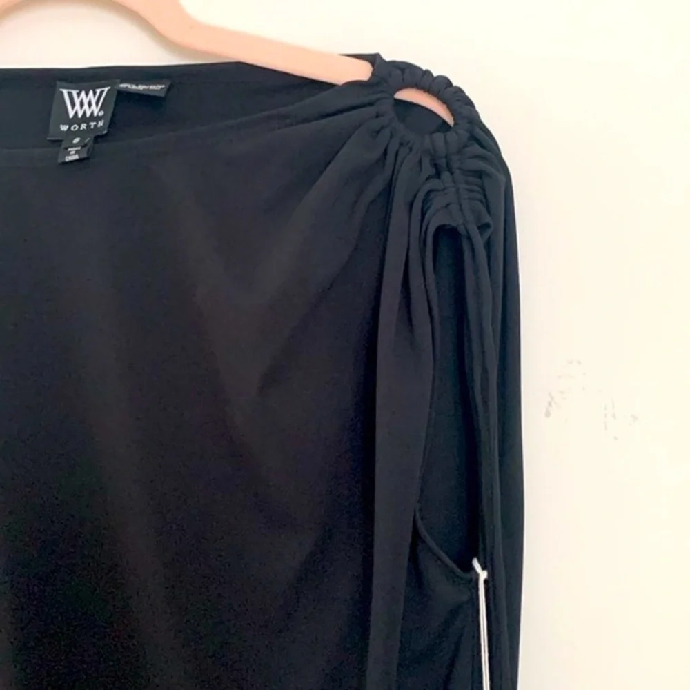 NWT Worth Little Black (Matte) Blouson Dress. One Shoulder Key Hole. Size 6